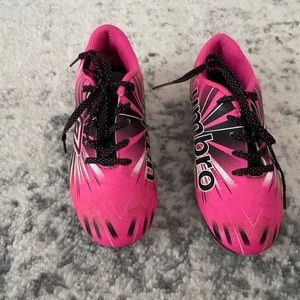 Soccer cleats